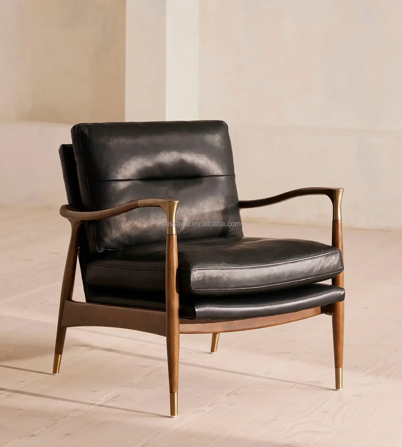 Theodore Leather Armchair – Contemporary Tufted Leather Living Room Seating