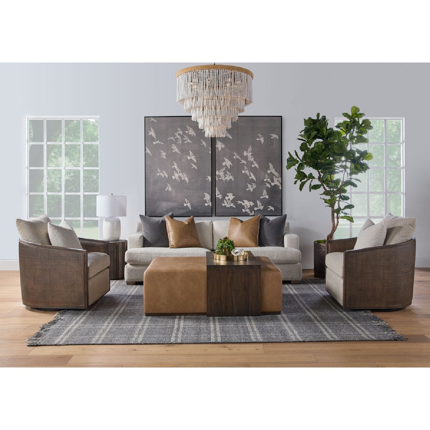 Luxury Curved Oak Swivel Lounge Chair European Style for Villa