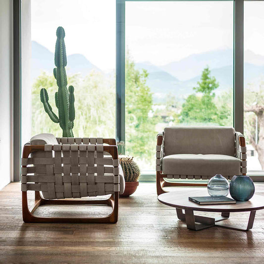 Luxury BUNGALOW Leather Armchair Modern Italian Style for Villa