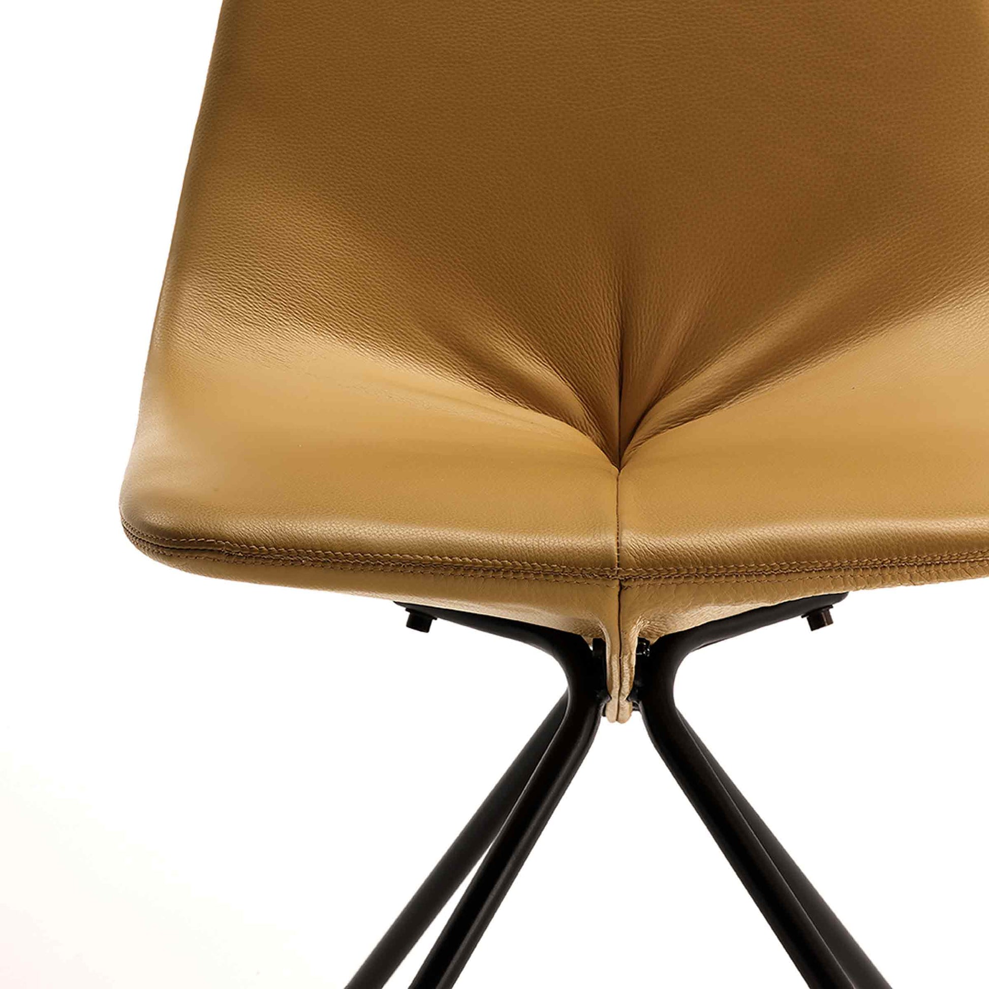 Dining Chair DU 30 – Compasso d'Oro Winner in Nest Leather by Poltrona Frau