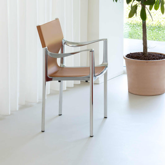 Venice Armrest Chair by Konstantin Grcic – Italian Designer Leather Chair
