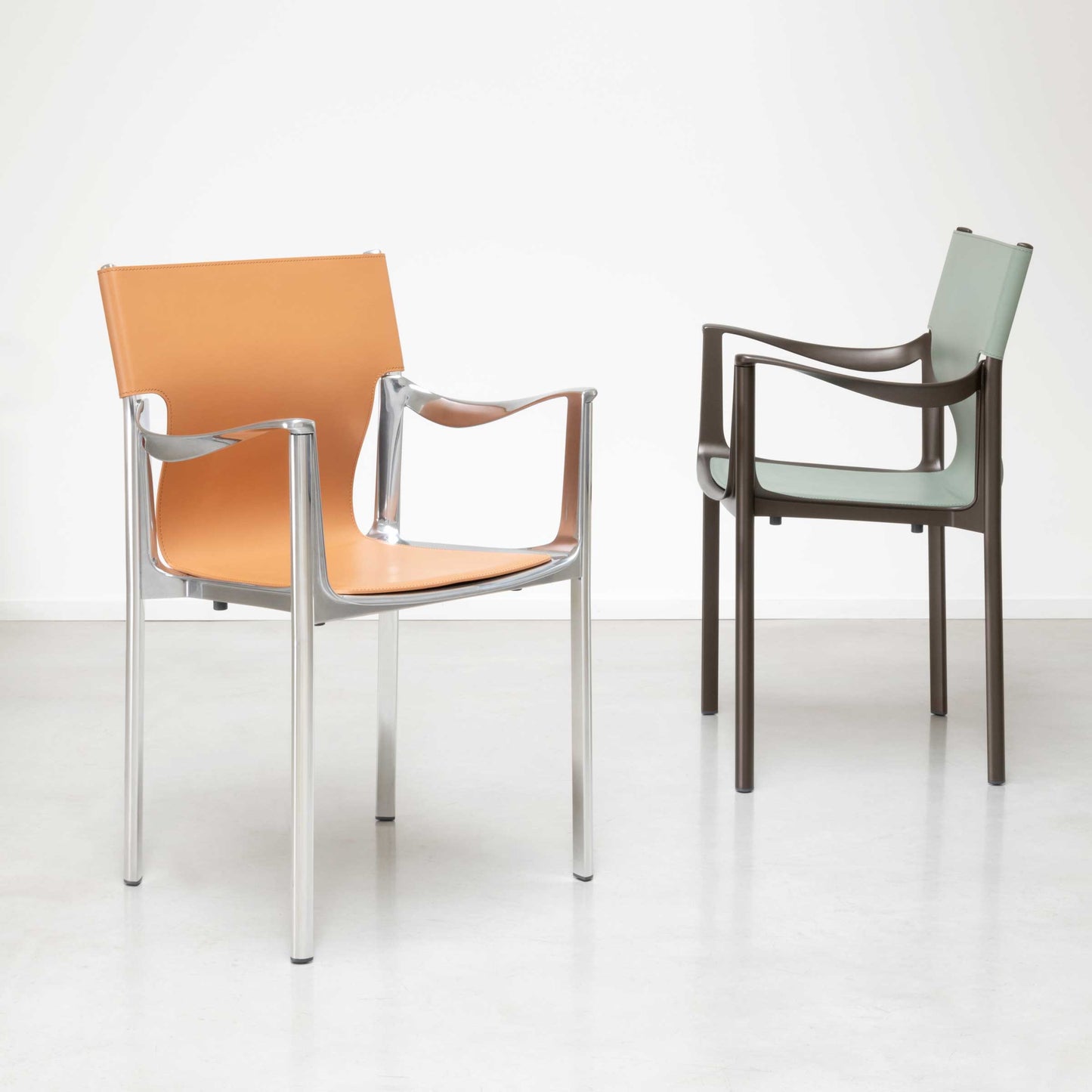 Venice Armrest Chair by Konstantin Grcic – Italian Designer Leather Chair
