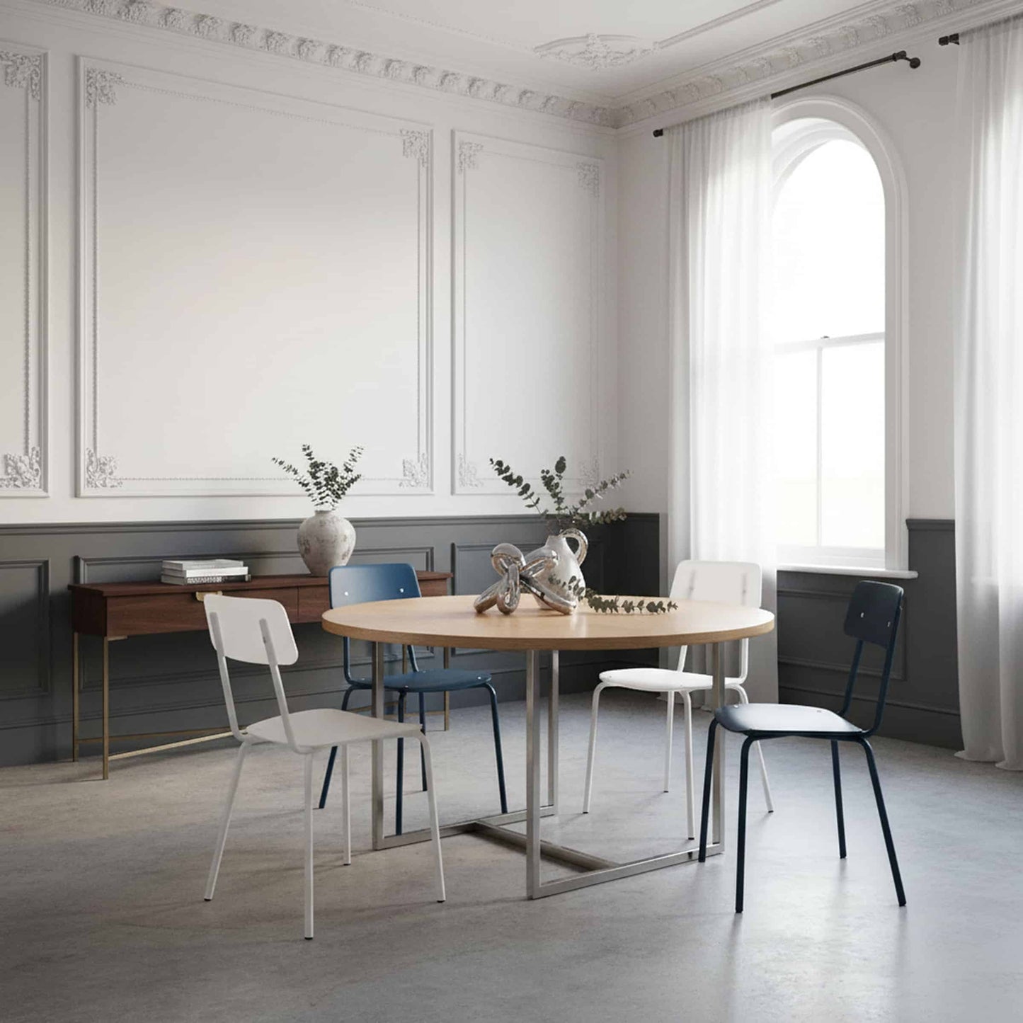 Moodern Dining Chair – Stackable Metal and Methacrylate by Lettera G