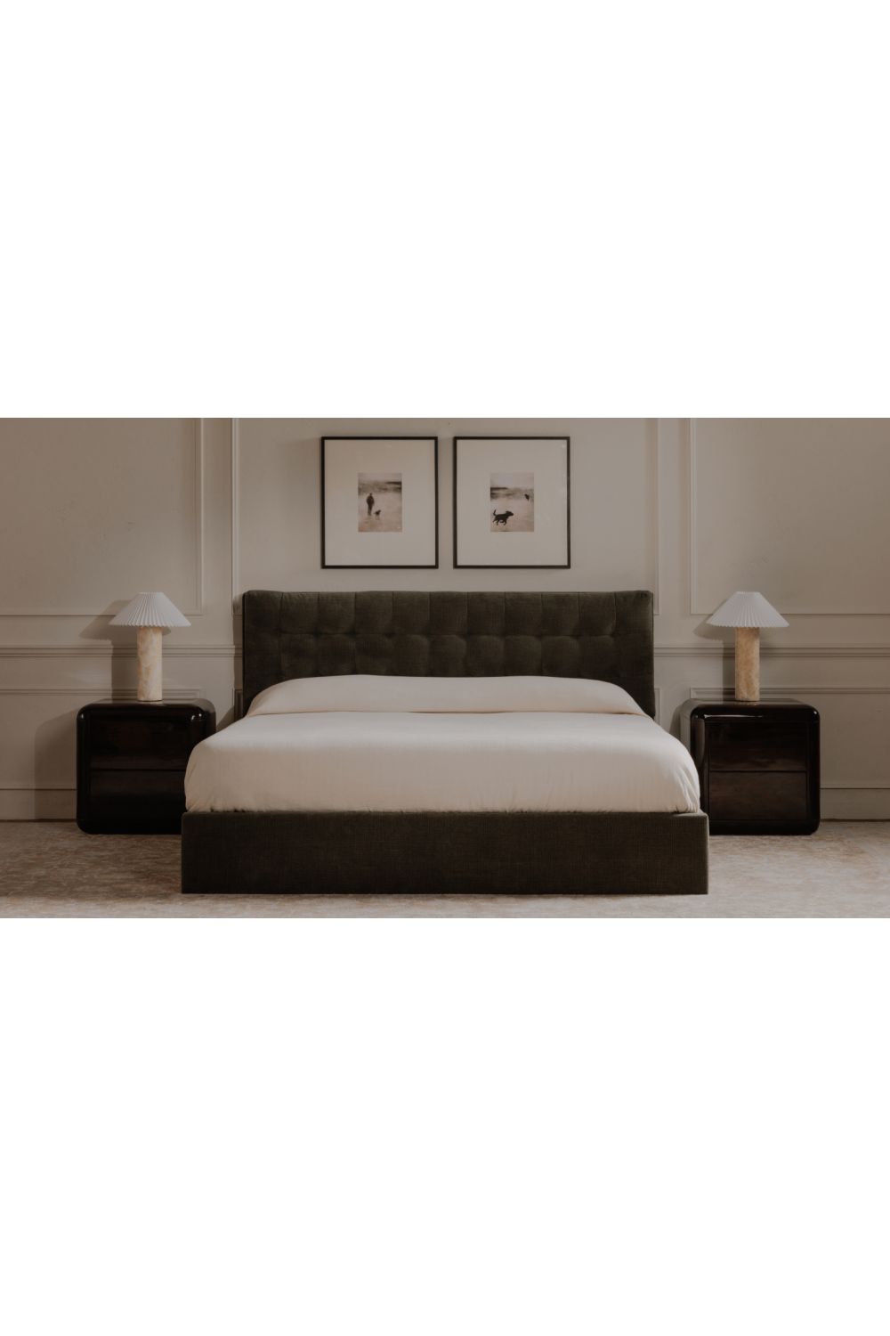 Luxury Upholstered Modern Tufted Storage Bed European Style for Villa