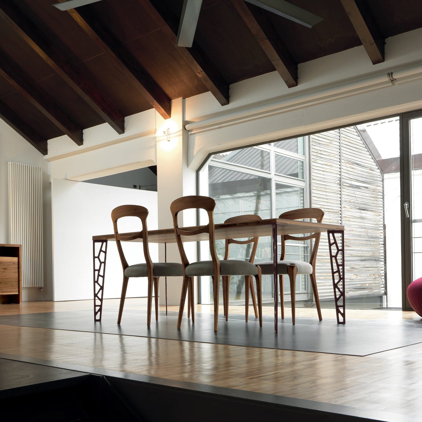 Dale Italia Capotavola Italian Designer Chair – Walnut Wood with Premium Fabric