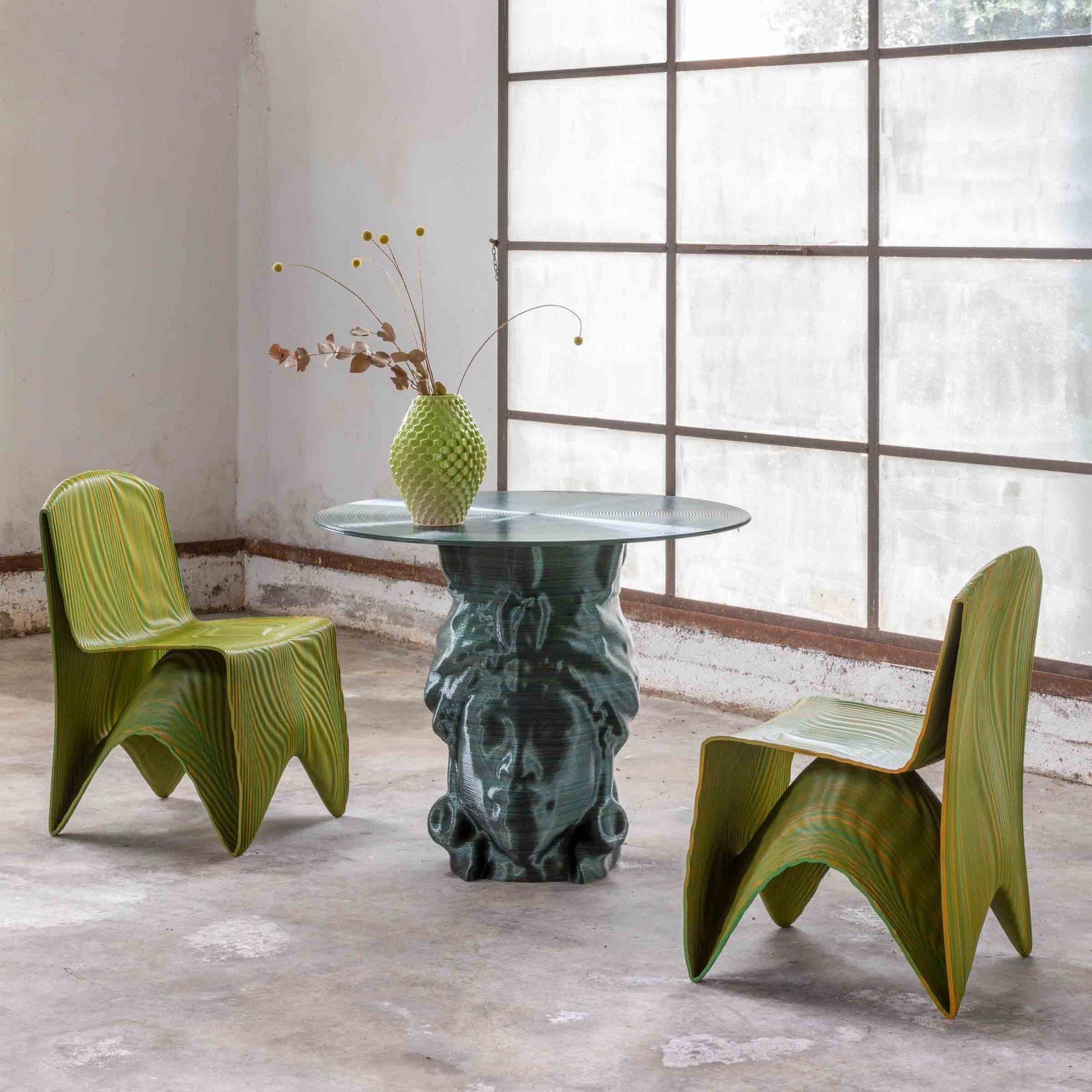 Italian Designer Round Dining Table – Contemporary 3D-Printed Statement Piece