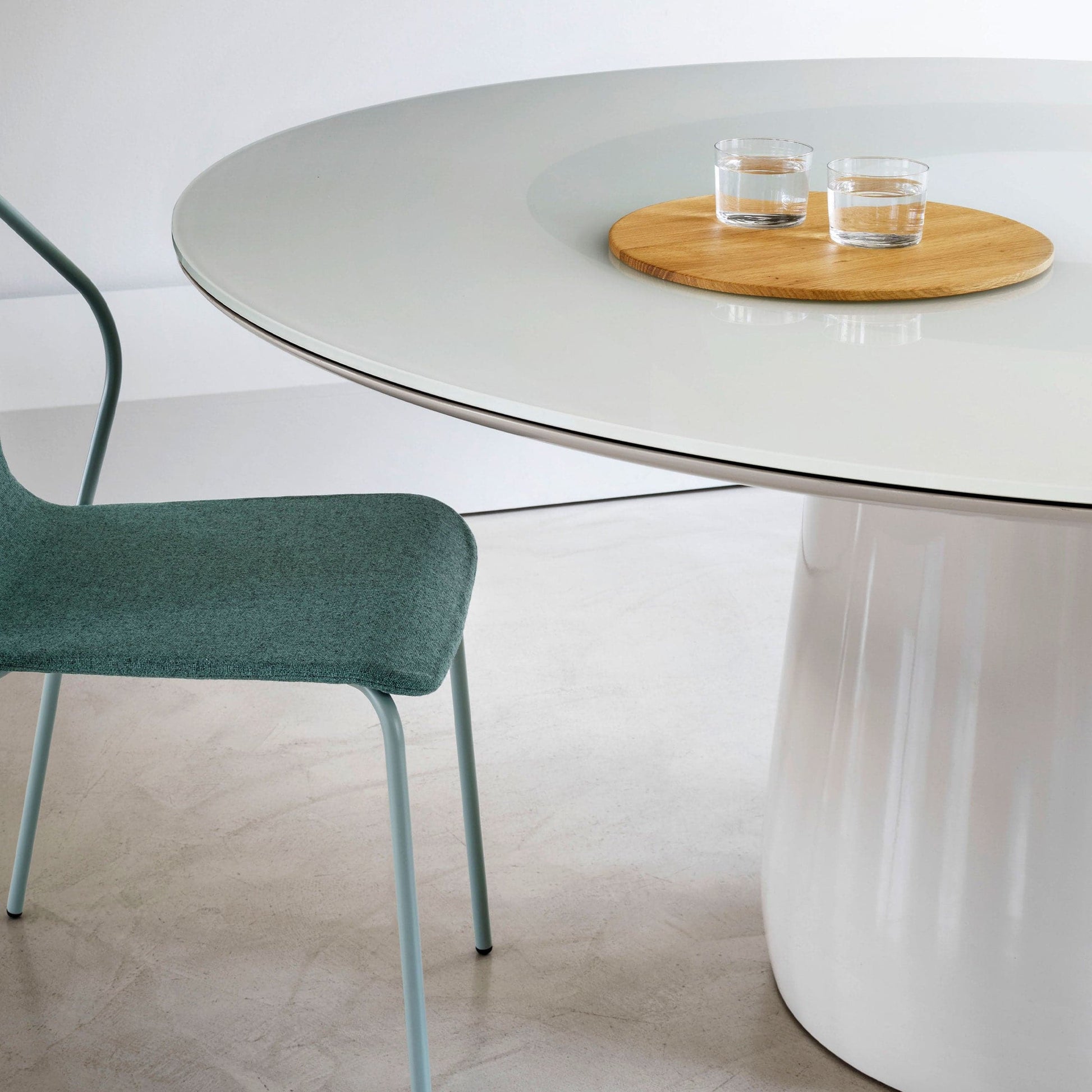 Roundel Dining Table – Italian Designer Glass Statement Piece