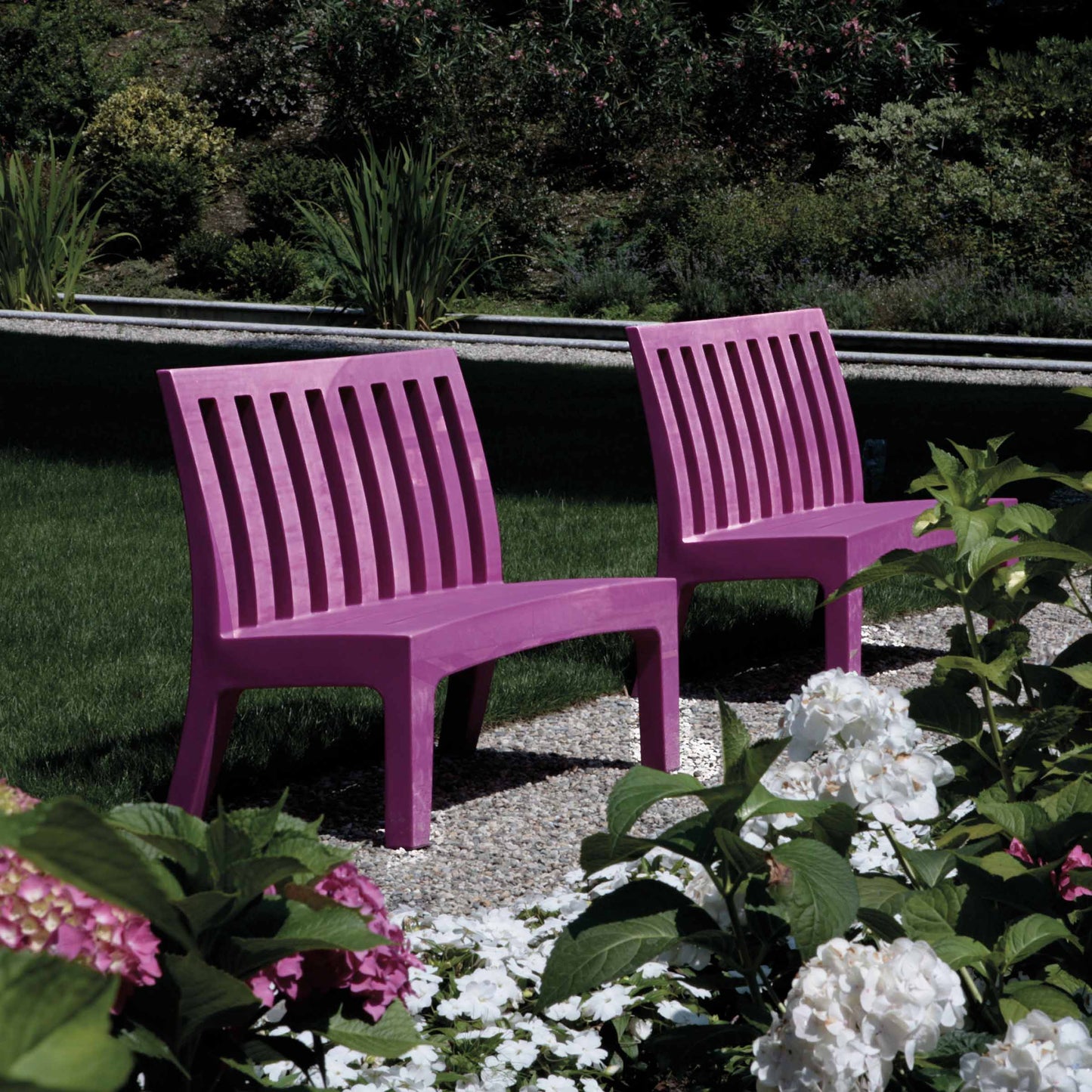 Romeo Outdoor Bench 45in – Serralunga Sculptural Polyethylene Statement Piece