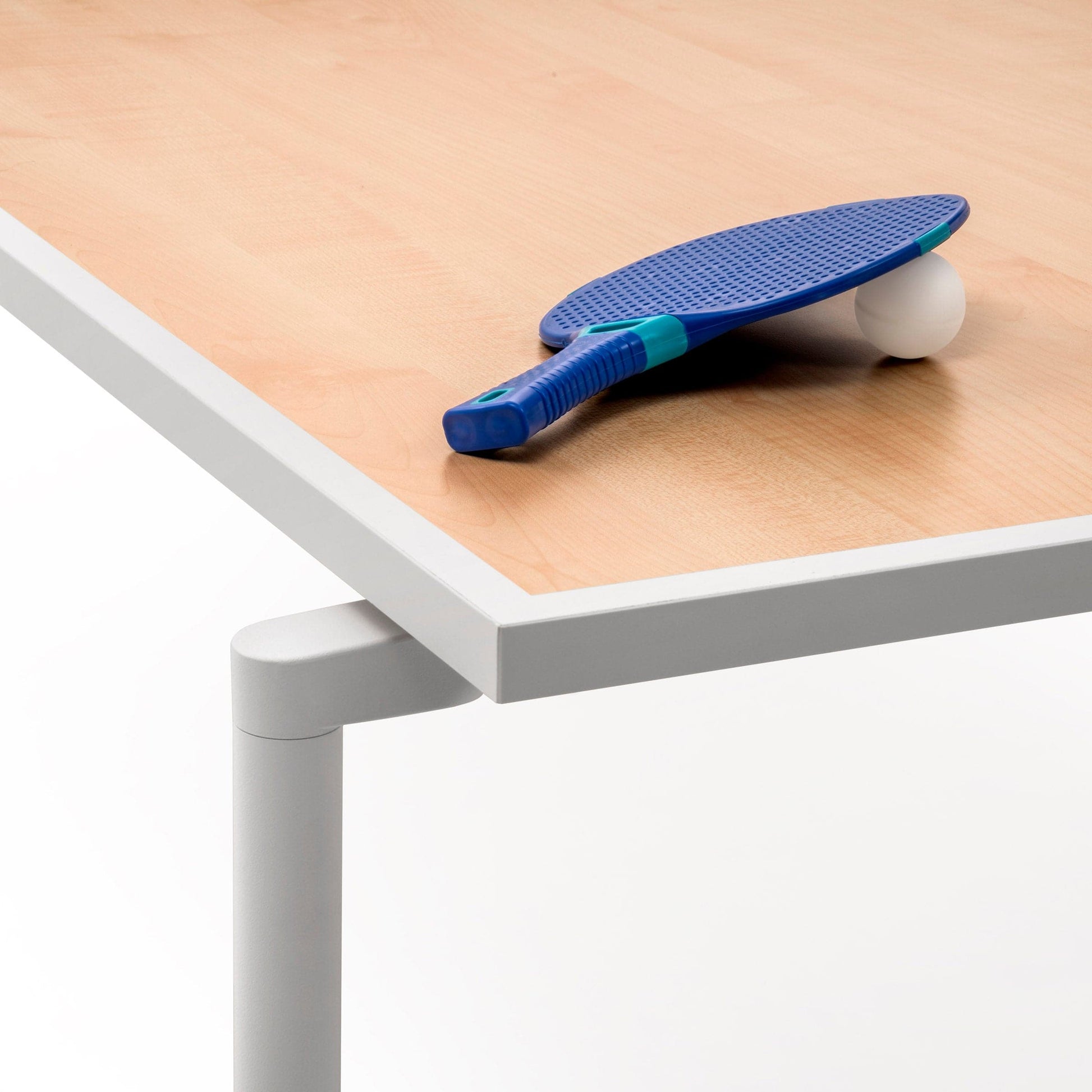 Convertible Table Tennis Dining Table – Dual-Function Design in Natural Wood