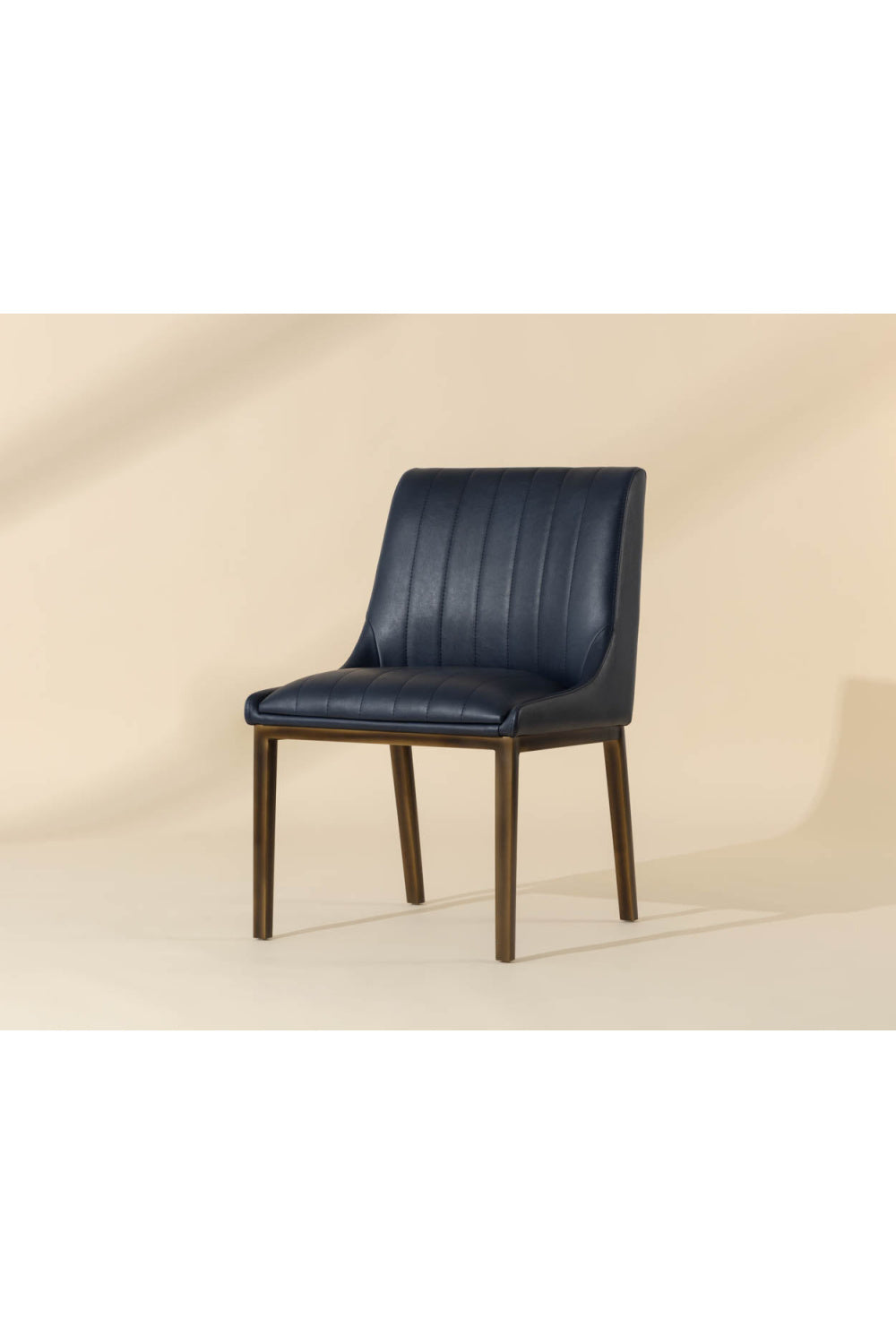 Luxury Vertical Stitched Dining Chair European Style for Villa