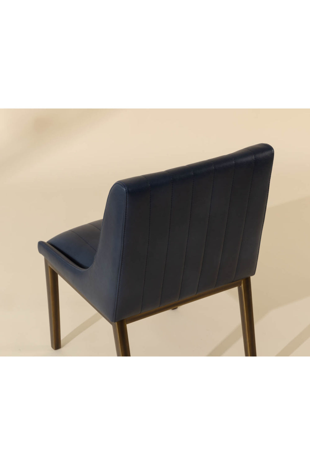 Luxury Vertical Stitched Dining Chair European Style for Villa