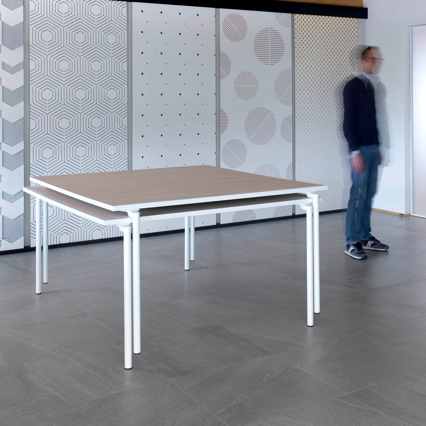 Convertible Table Tennis Dining Table – Dual-Function Design in Natural Wood