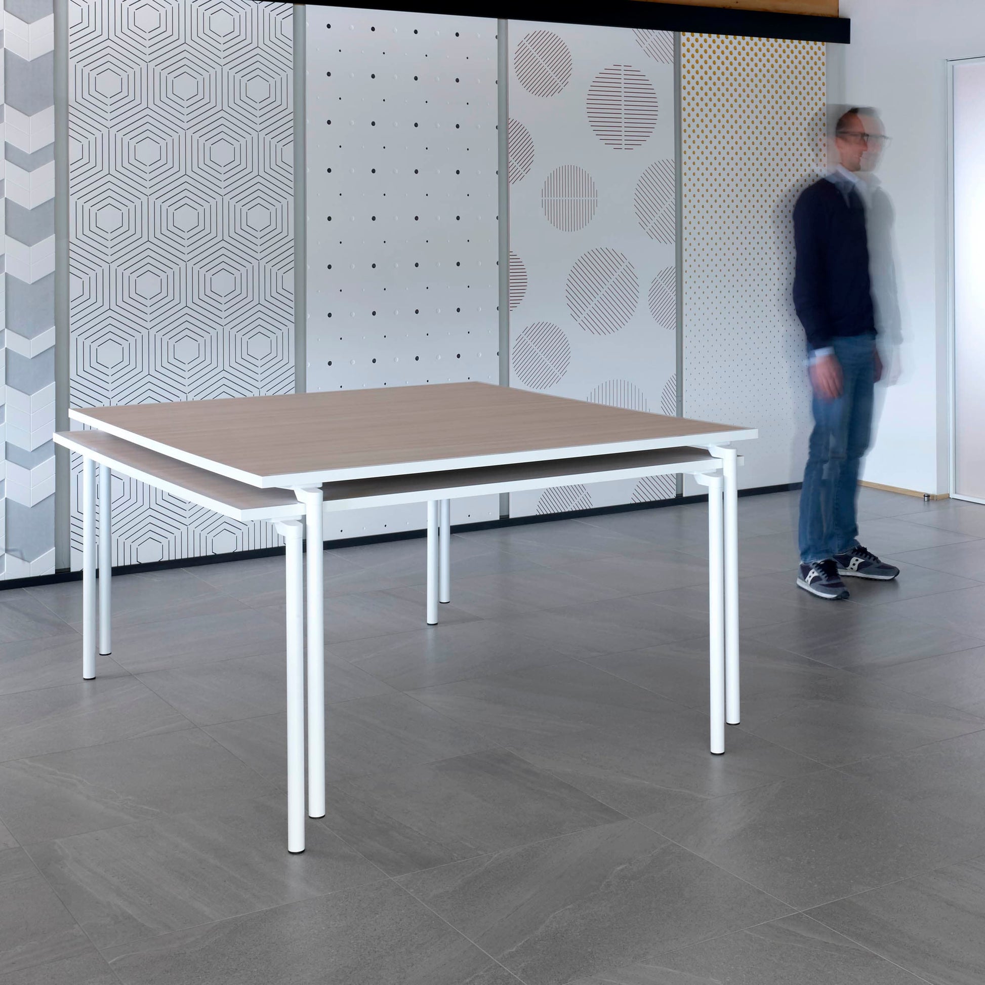 Convertible Table Tennis Dining Table – Dual-Function Design in Natural Wood