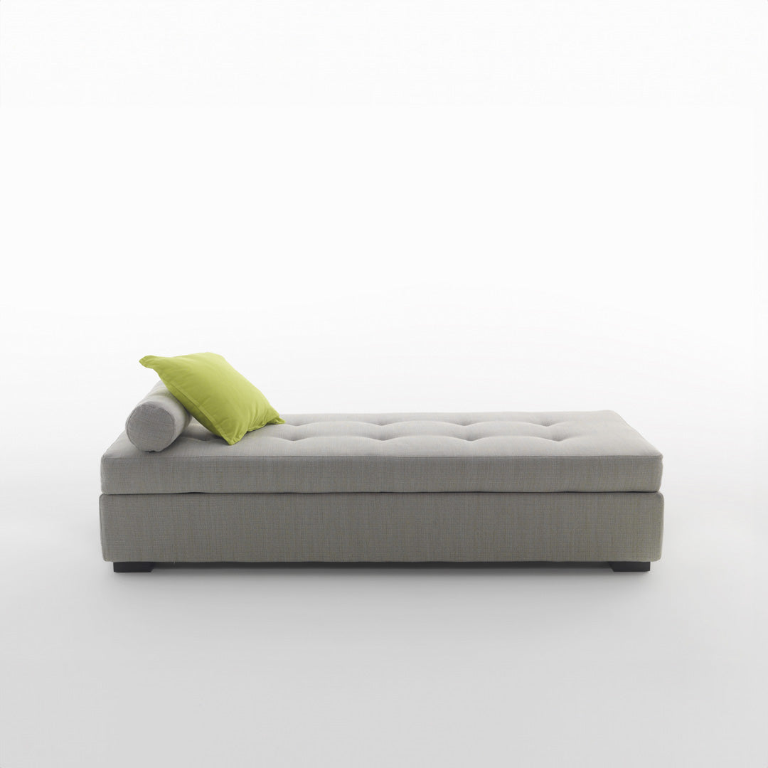Luxury ISOLA Sofa Bed Modern Italian Style for Villa