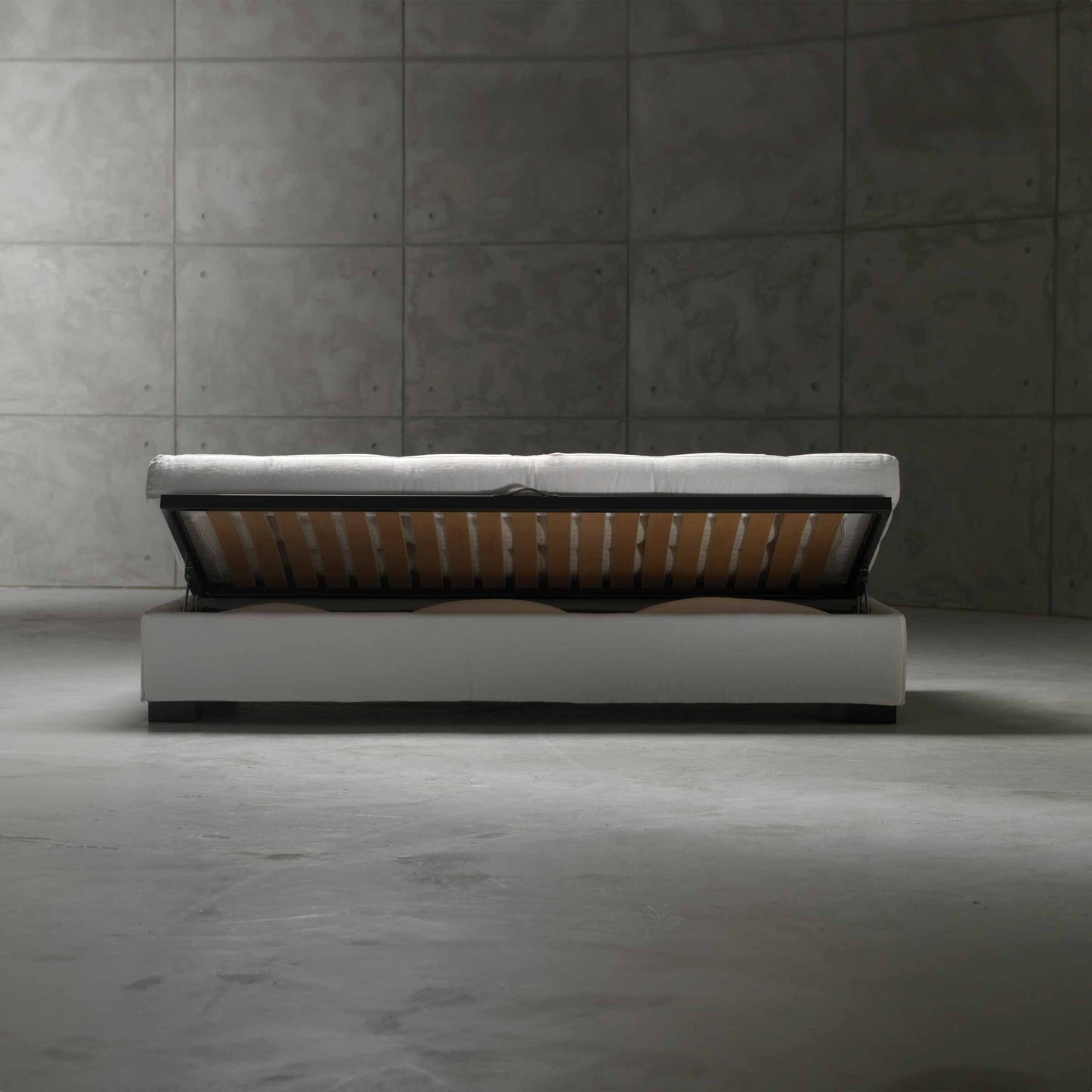 Luxury ISOLA Sofa Bed Modern Italian Style for Villa
