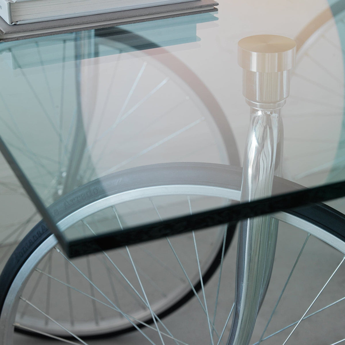 Luxury TOUR Glass Side Table Modern Italian Style for Villa