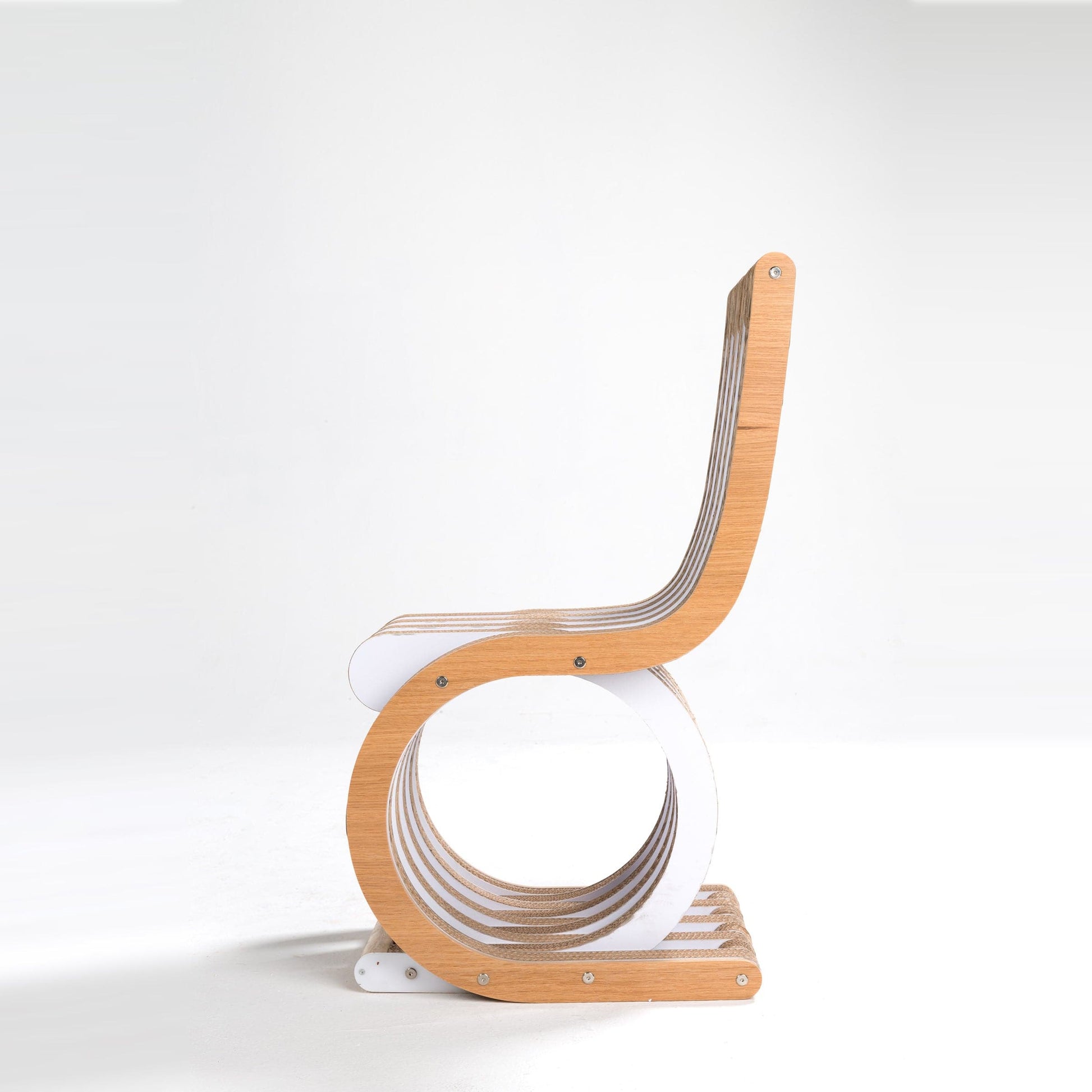 Chair – Circular Eco-Design, Oak Wood by Lessmore – Twist Statement | TWS-L02-000-000
