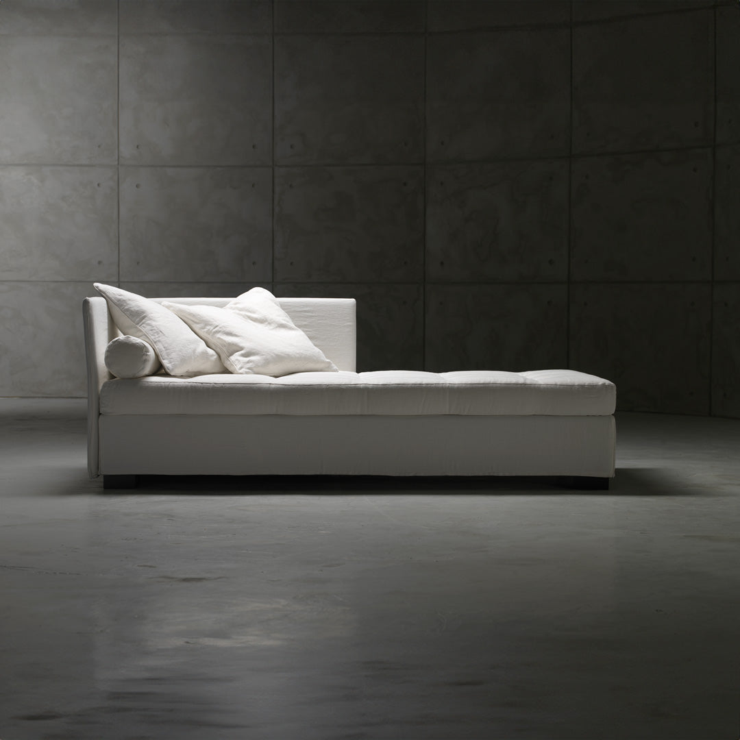 Luxury ISOLINA Sofa Bed Modern Italian Style for Villa