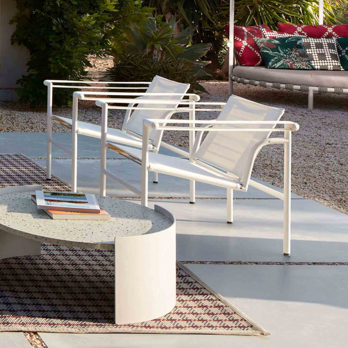 Luxury LC1 Outdoor Armchair Modern Italian Style for Villa