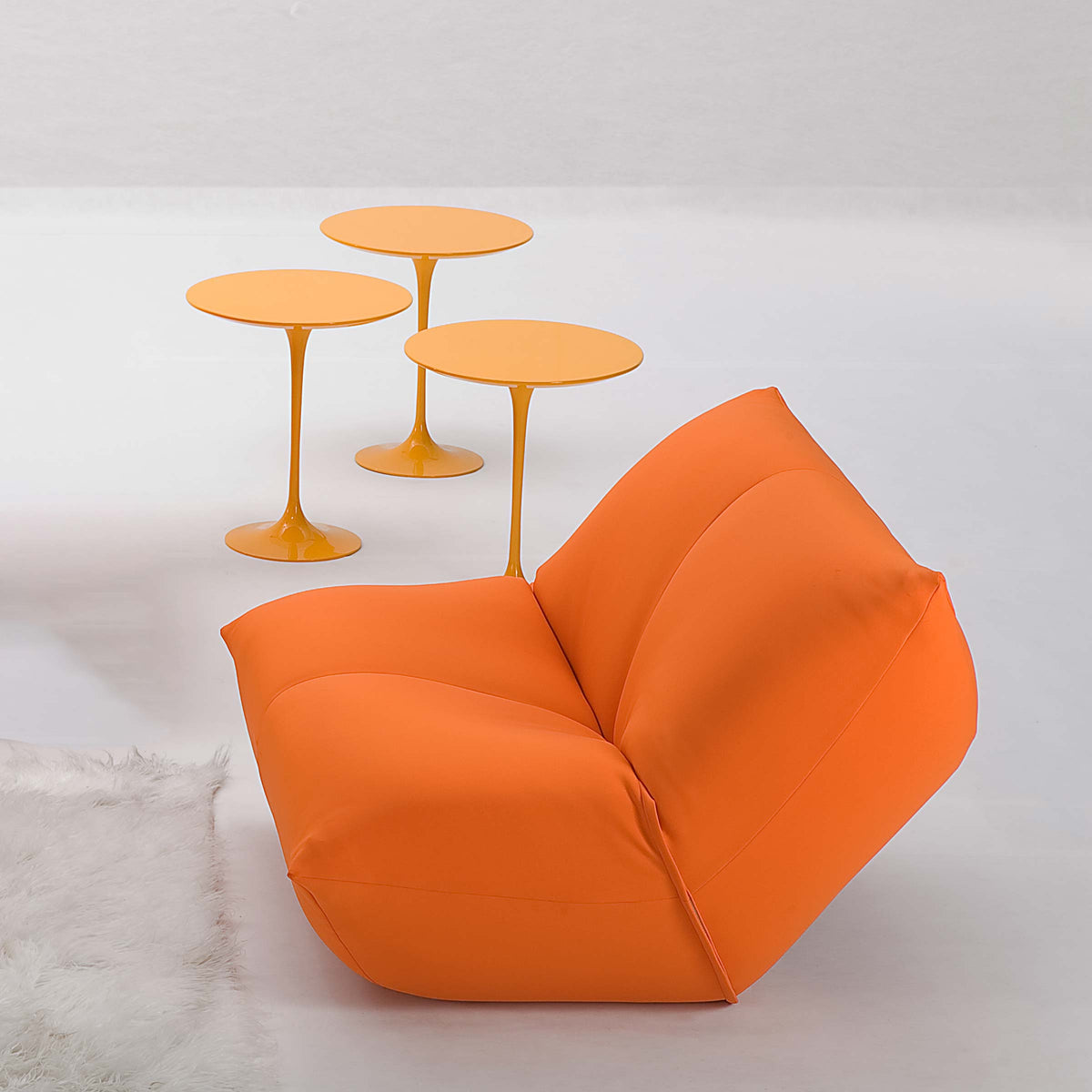 Luxury SAARINEN Aluminium Side Table Modern Italian Style for Villa