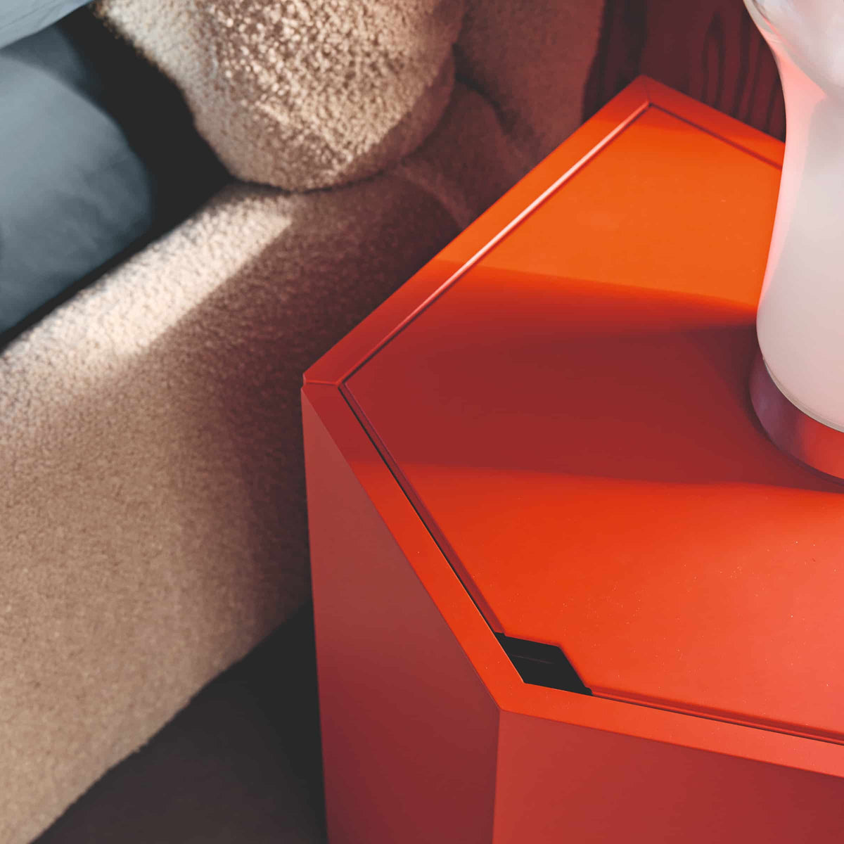 Luxury Z24 Wood Bedside Table Modern Italian Style for Villa