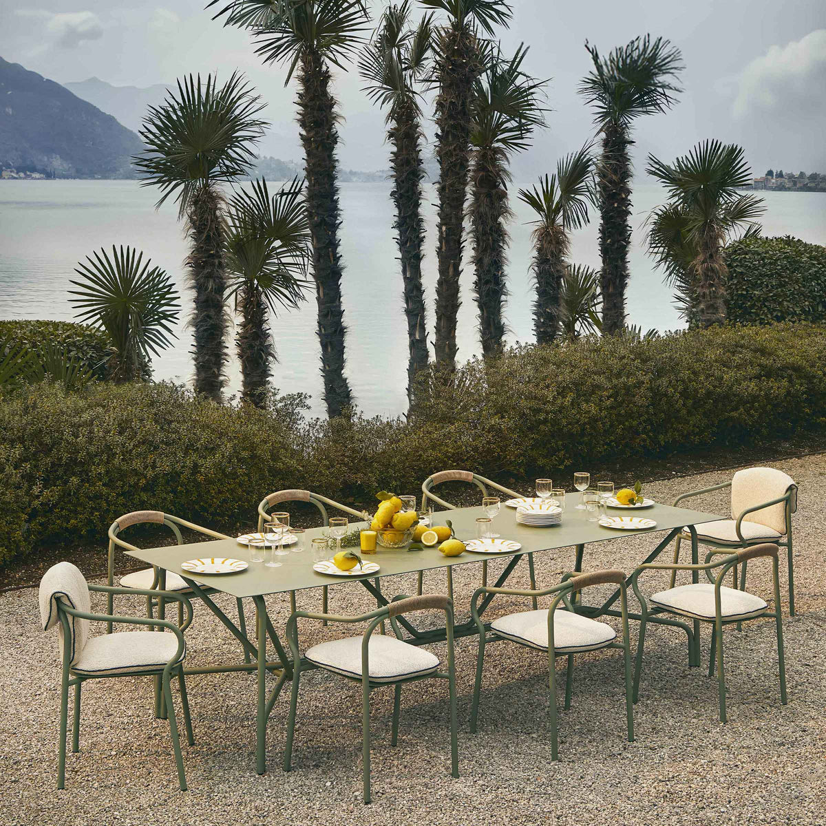 Luxury SALÒ Dining Table Modern Italian Style for Villa