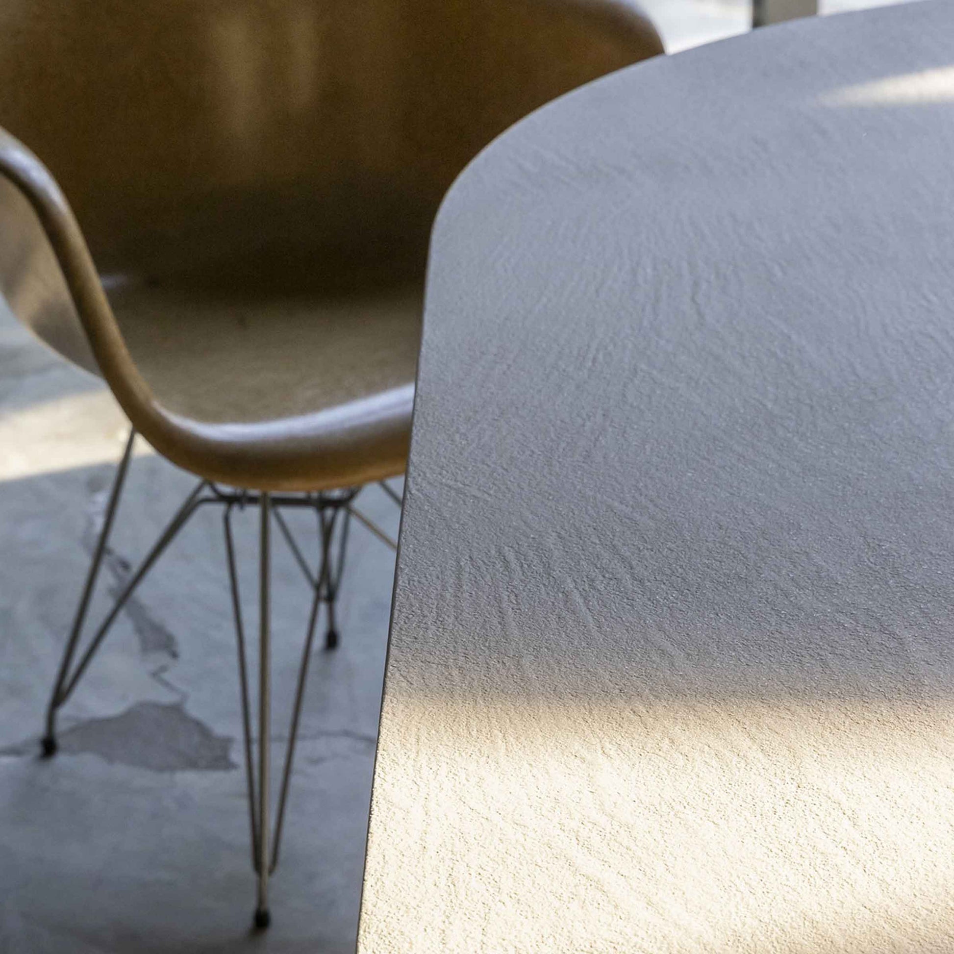 Elephante Round Dining Table – Italian Designer Statement Piece