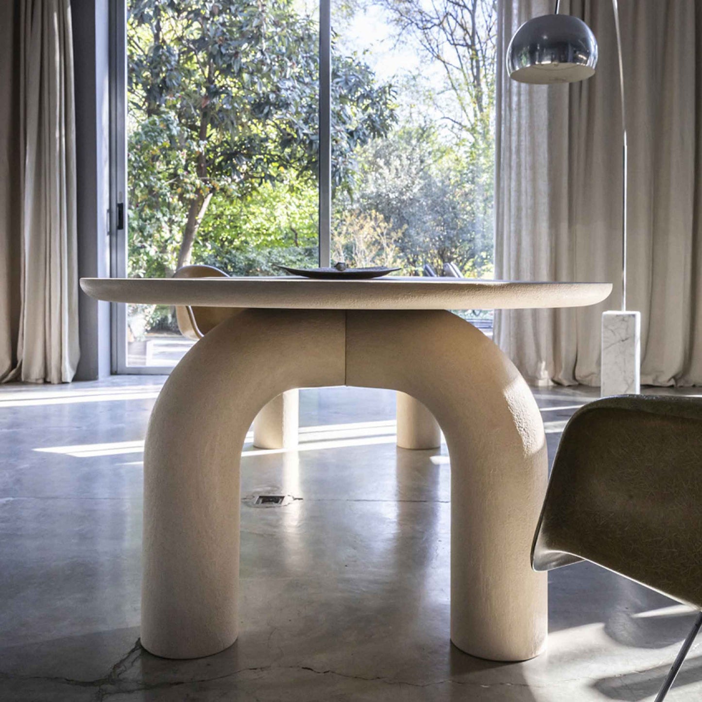 Elephante Round Dining Table – Italian Designer Statement Piece