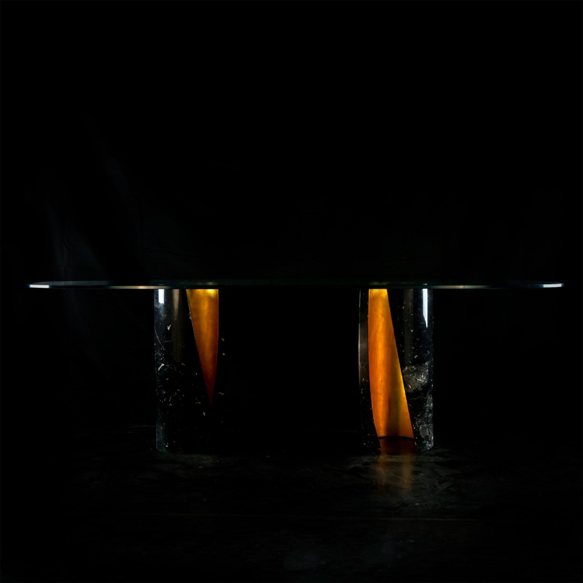 Asymmetric Oval Dining Table – Sculptural Nero Marquina Marble Base