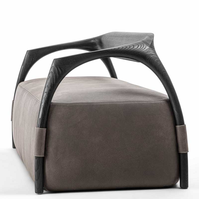Luxury Chassis Sofa Modern Italian Style for Villa