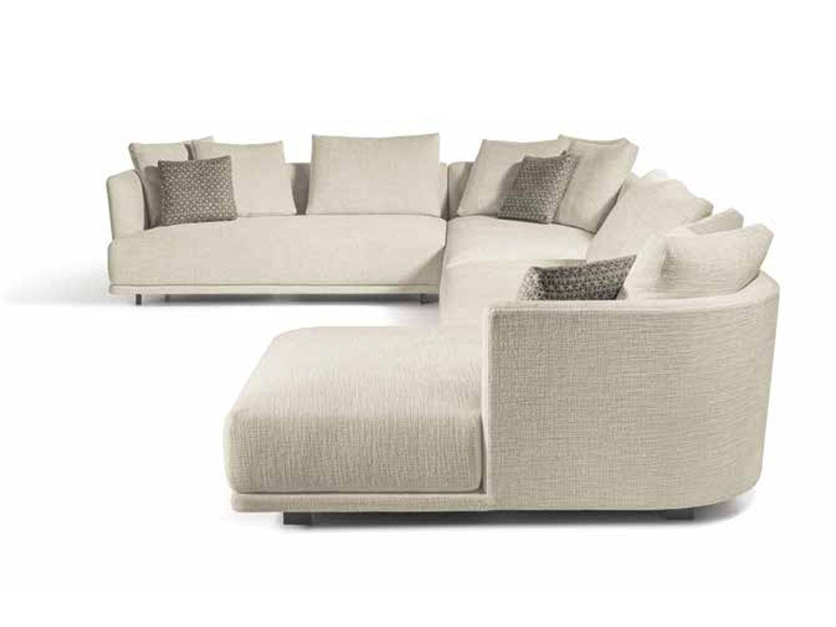 Luxury Cleo Modular Sofa Modern Italian Style for Villa