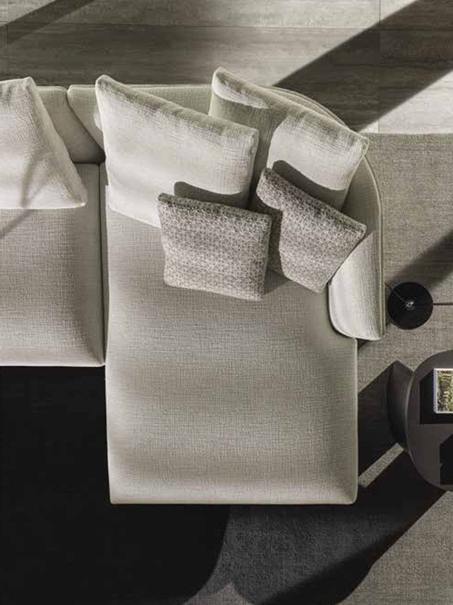Luxury Cleo Modular Sofa Modern Italian Style for Villa