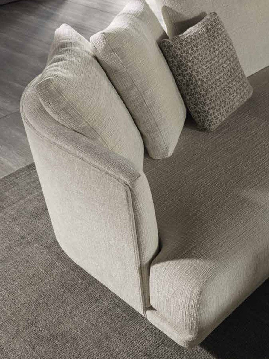 Luxury Cleo Modular Sofa Modern Italian Style for Villa