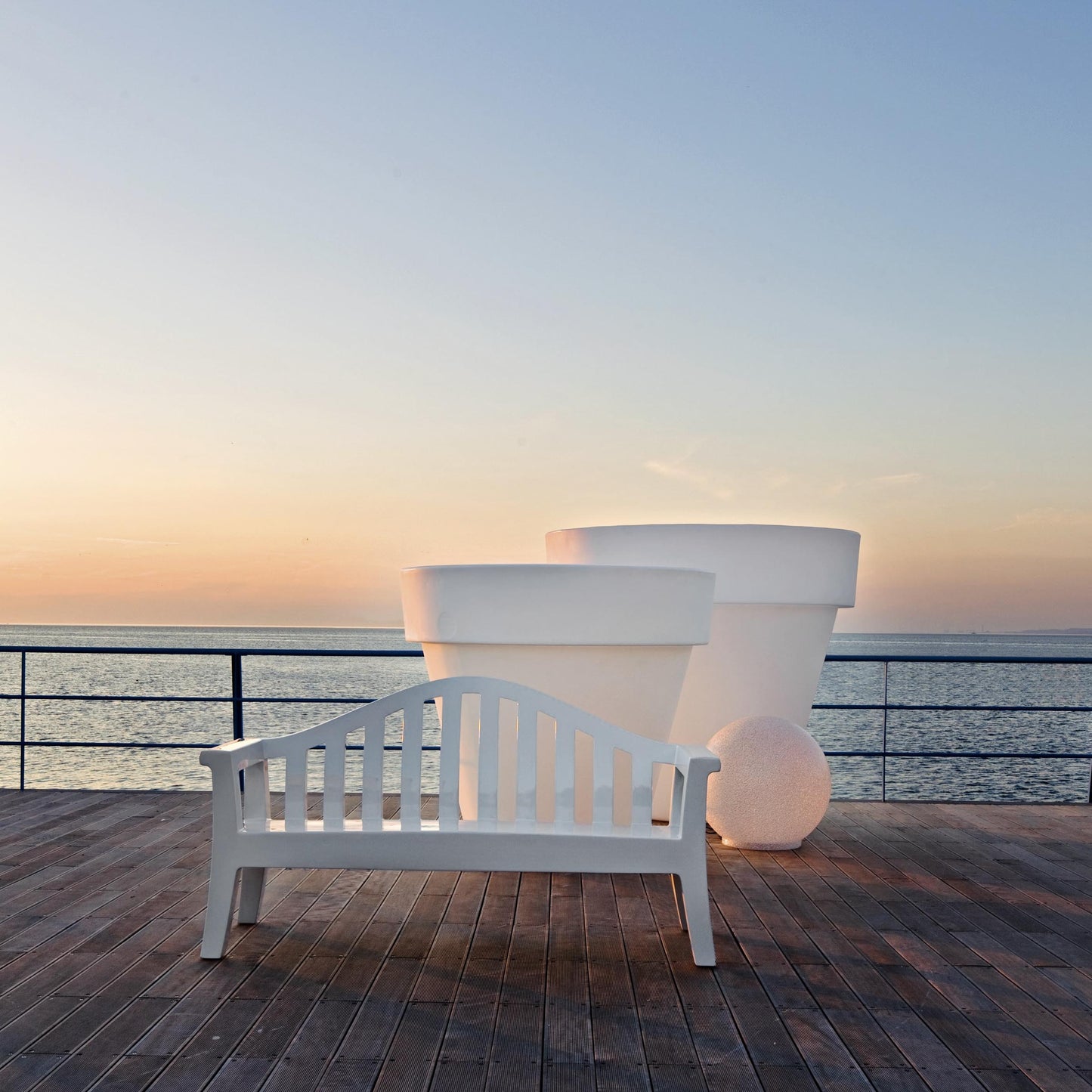 Outdoor Bench – Sculptural Giulietta Polyethylene Statement Piece by Rizzatto