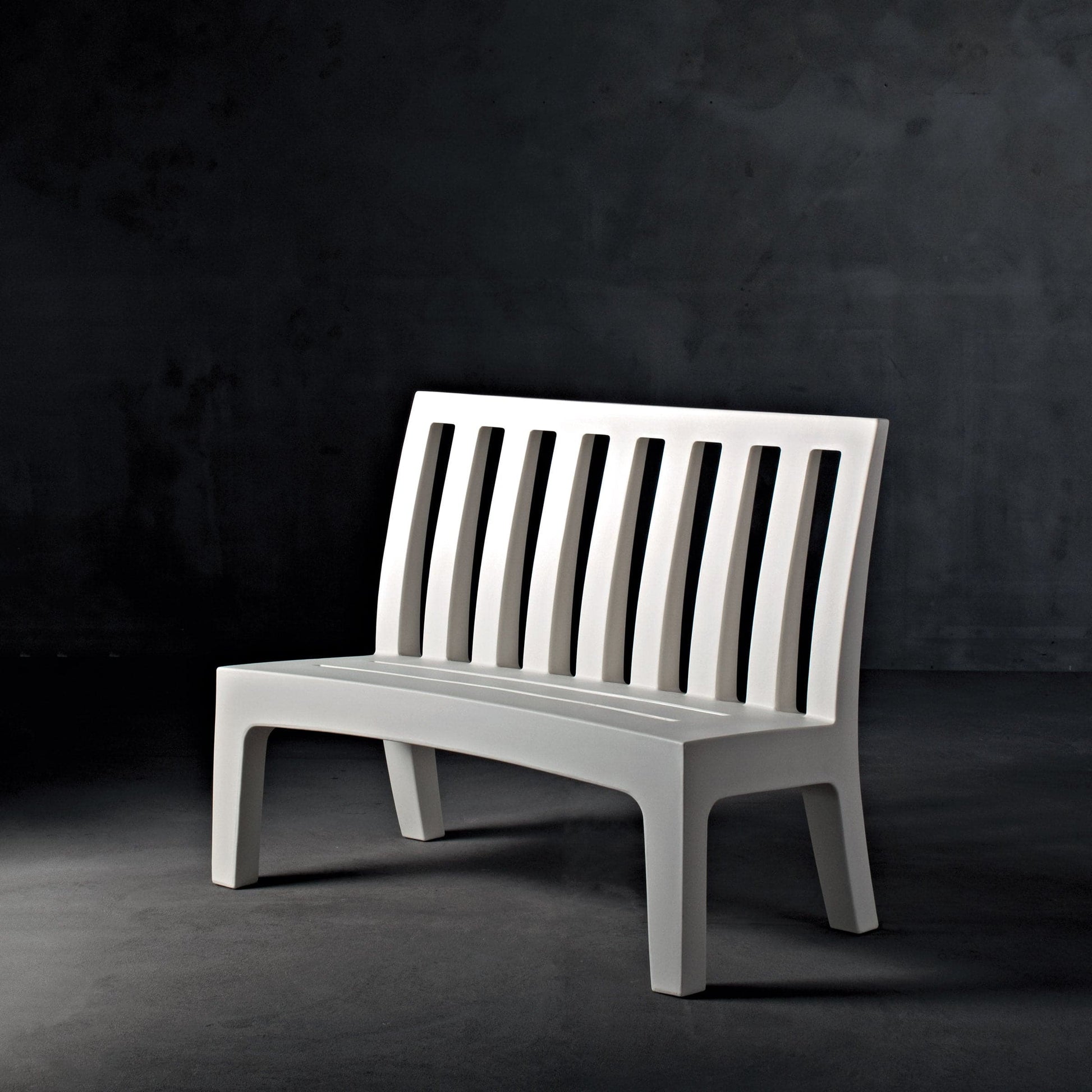 Romeo Outdoor Bench 45in – Serralunga Sculptural Polyethylene Statement Piece