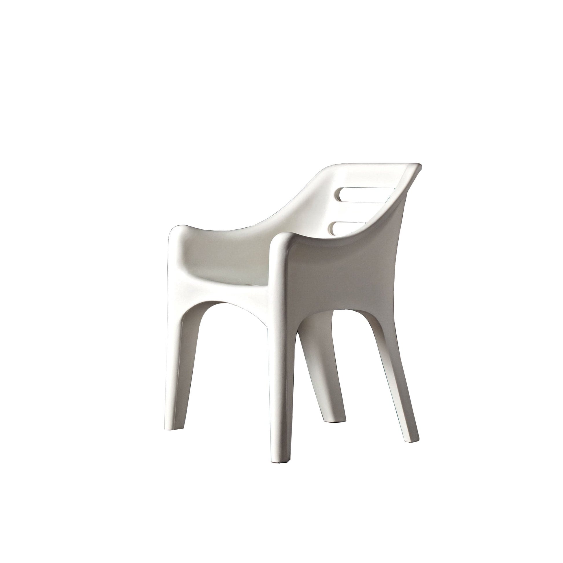 Russel Outdoor Chair by Vico Magistretti – Contemporary Polyethylene Piece