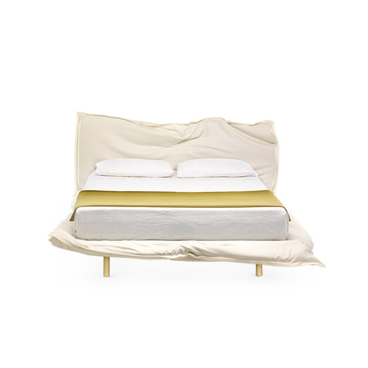 Luxury BIG HUG Bed Modern Italian Style for Villa