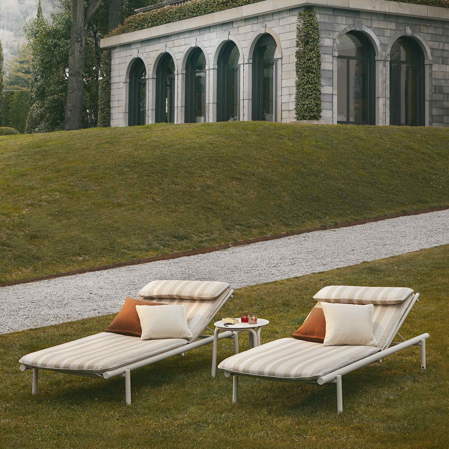 SALÒ Sunlounger by Matteo Thun and Benedetto Fasciana – Italian Designer Outdoor Furniture