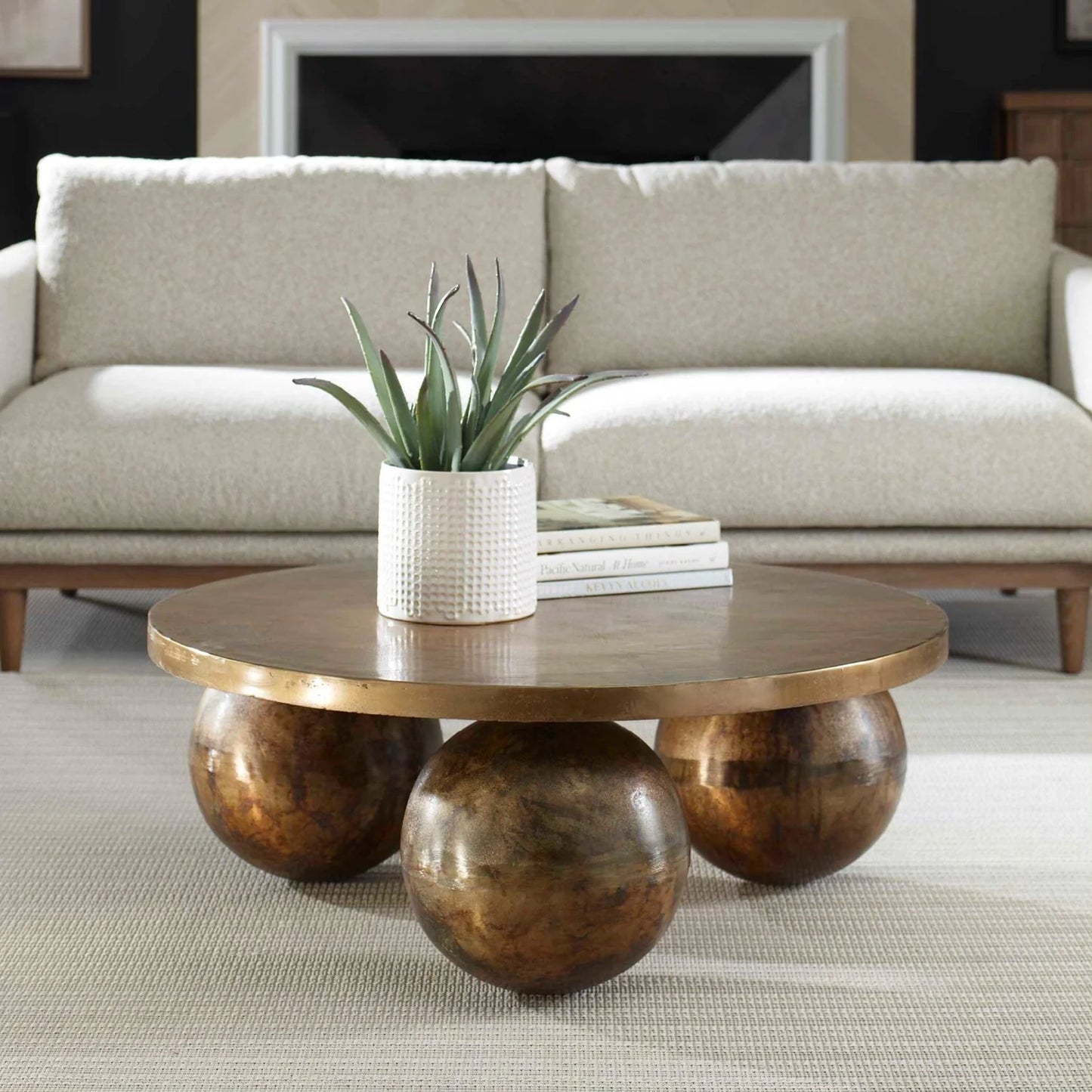 Luxury Aluminum Sphere Base Coffee Table Modern Italian Style for Villa