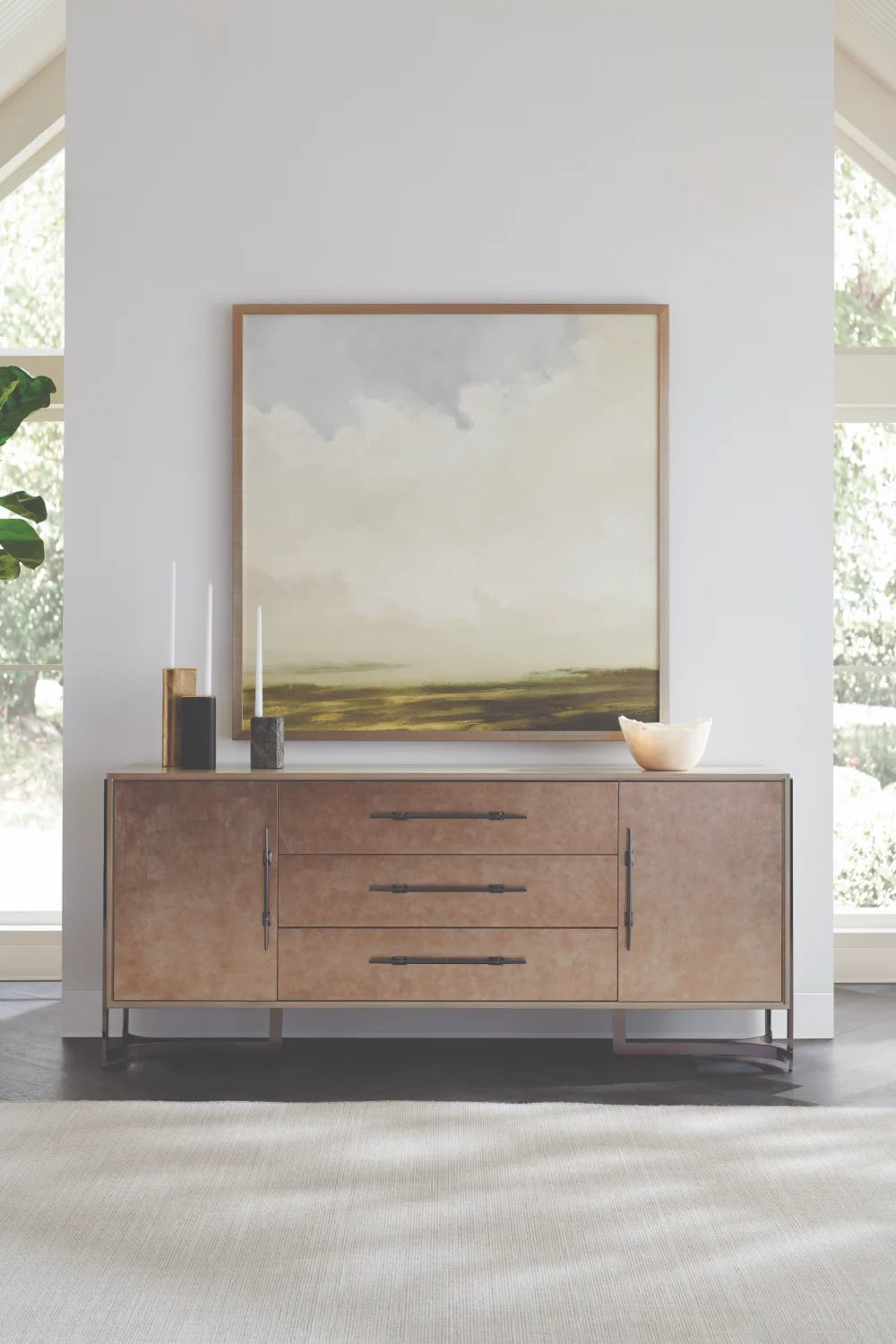 Luxury Amber Silverleaf 2-Door Sideboard European Style for Villa