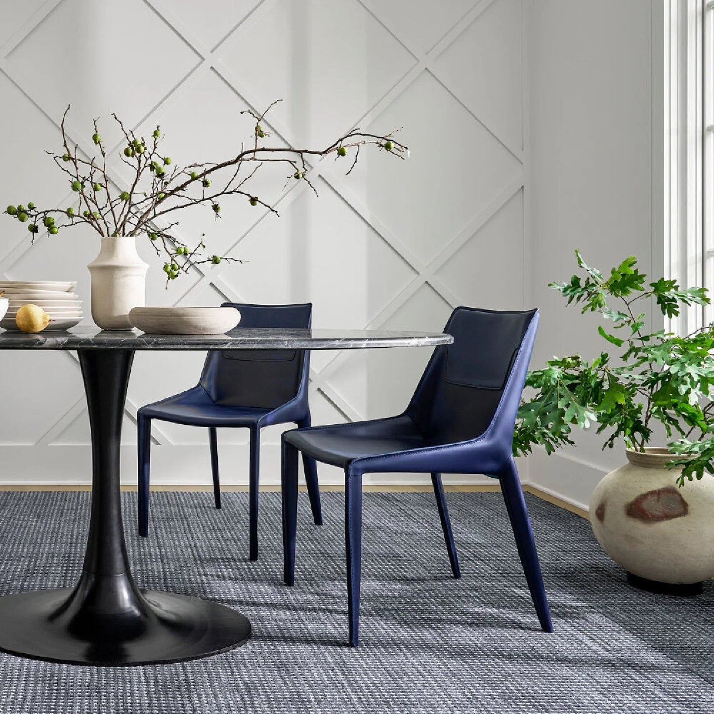 Luxury Anatalia Oval Pedestal Dining Table Modern Italian Style for Villa