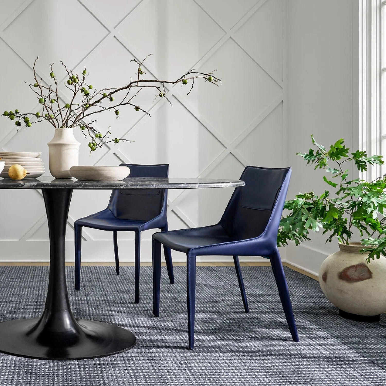 Luxury Anatalia Oval Pedestal Dining Table Modern Italian Style for Villa