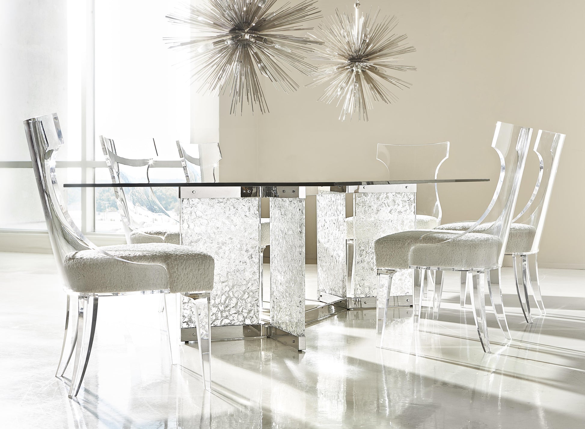 Luxury Andorra Dining Table Modern Italian Style for Villa