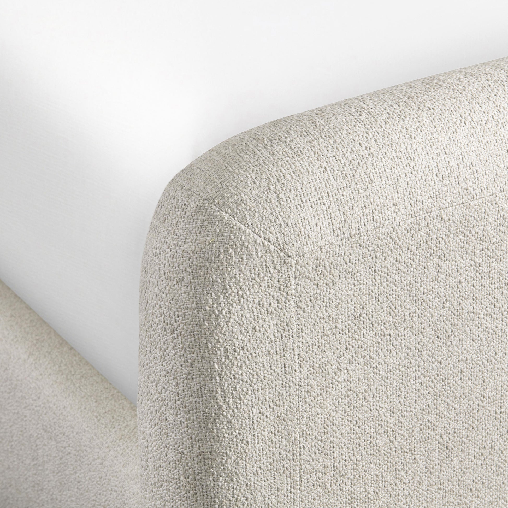 Luxury Antibes Fabric Panel Bed Modern Italian Style for Villa