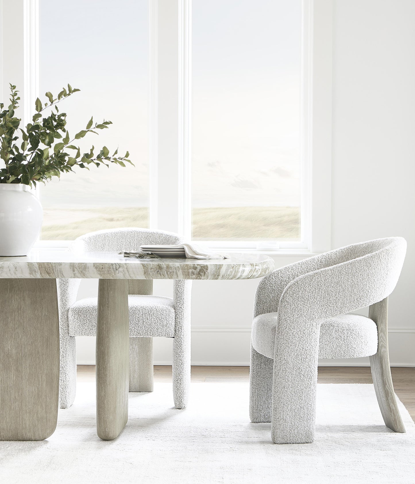 Luxury Arcadia Dining Table Modern Italian Style for Villa