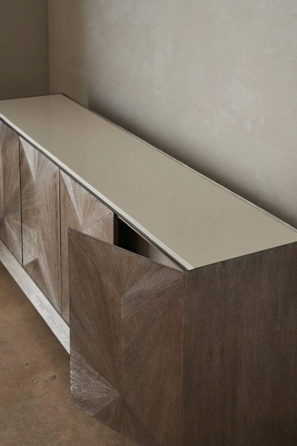 Luxury Ash Driftwood 4-Door Sideboard European Style for Villa