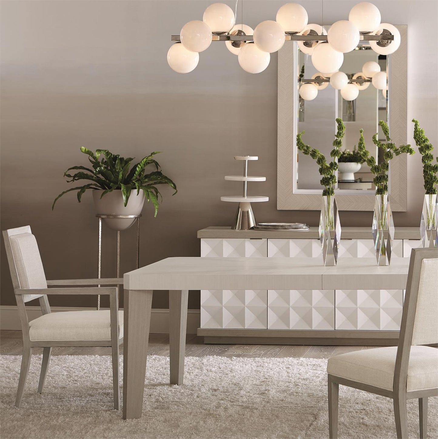 Luxury Axiom Dining Table Modern Italian Style for Villa