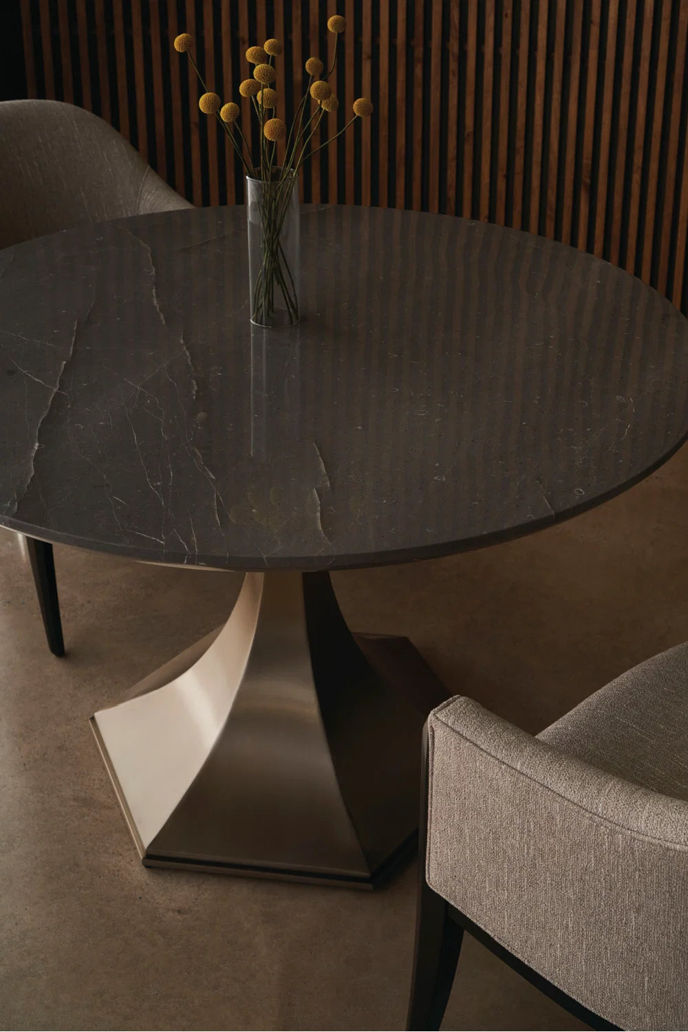 Luxury Barrel-Back Fabric Modern Dining Chair European Style for Villa