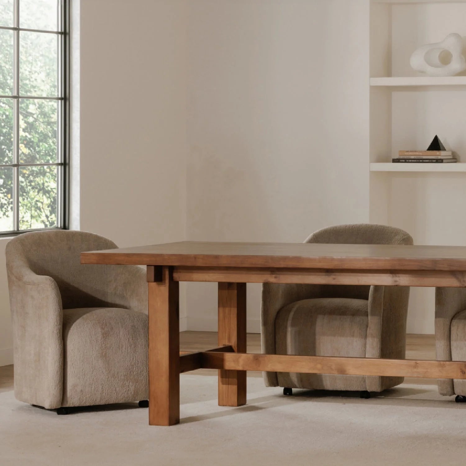 Luxury Barrel-Inspired Rolling Modern Dining Chair European Style for Villa