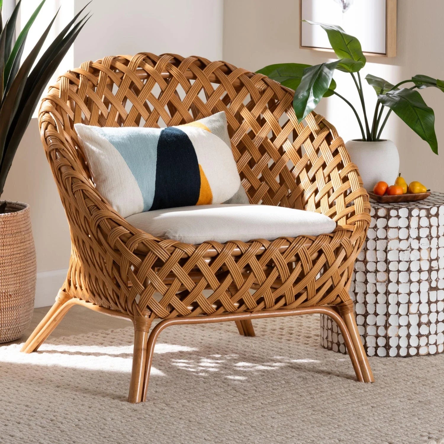 Luxury Basketweave Rattan Accent Chair Modern Italian Style for Villa